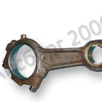 Шатун в сборе без вкладышей П100-60