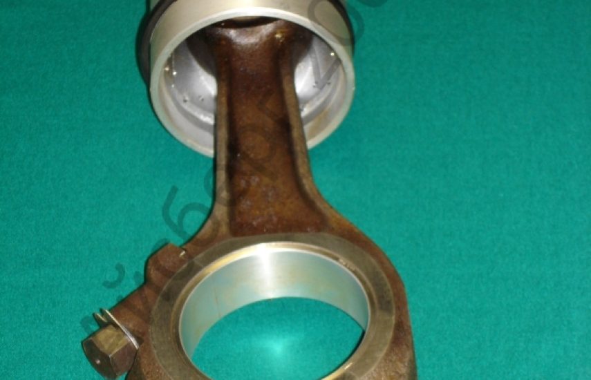 Шатунно-поршневая группа в сборе без вкладышей, 026.180.009 (кольца чугунные)