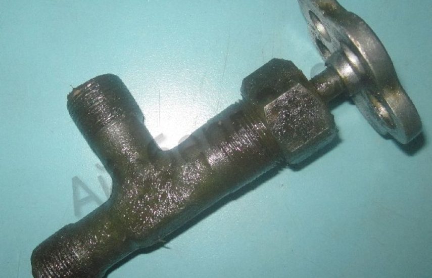 Вентиль запорный угловой Ду10, 15с13п