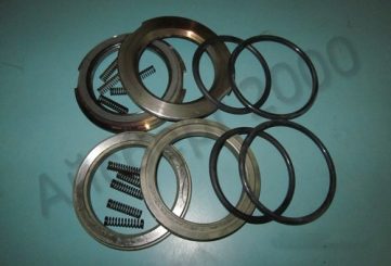 ЗИП к сальнику П-110, П-220 (2 графит., 2 стал., 4 резиновых кольца,10 пружин)